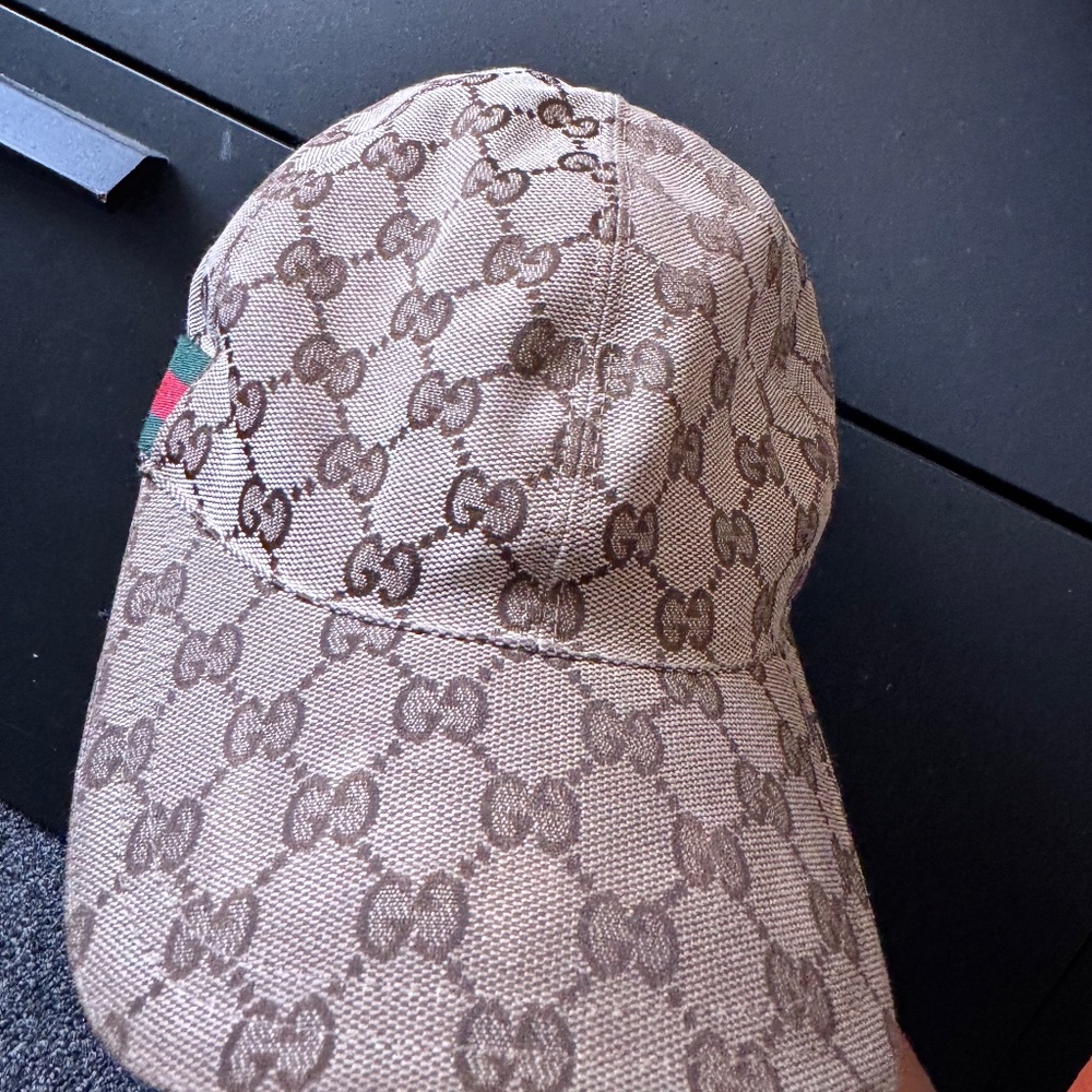 Gucci Cap - Picture 3 of 3